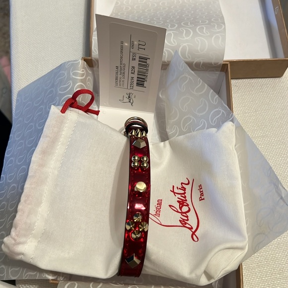 Christian Louboutin Small LoubiCollar LoubiLeash Psychic Patent RED Gold Spikes - Picture 6 of 12